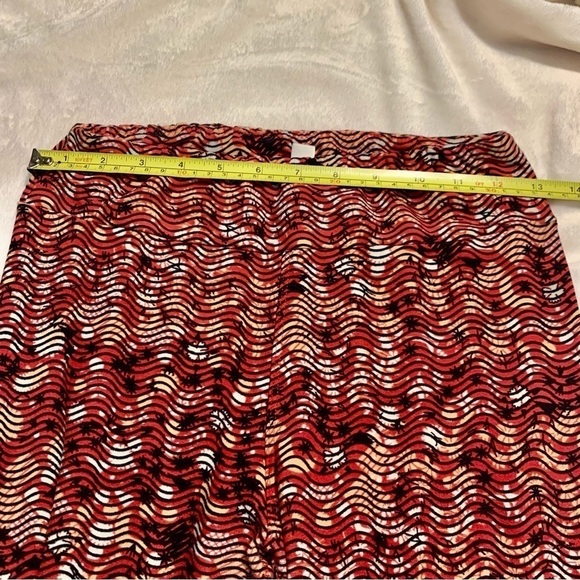 LuLaRoe Leggings OS One Size Tropical Red Orange White Black Waves Spandex - Picture 8 of 10